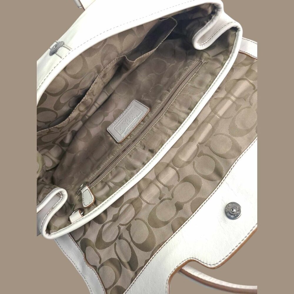 COACH Vintage Soho Flap Satchel /Shoulderbag in ivory - Picture 8 of 11